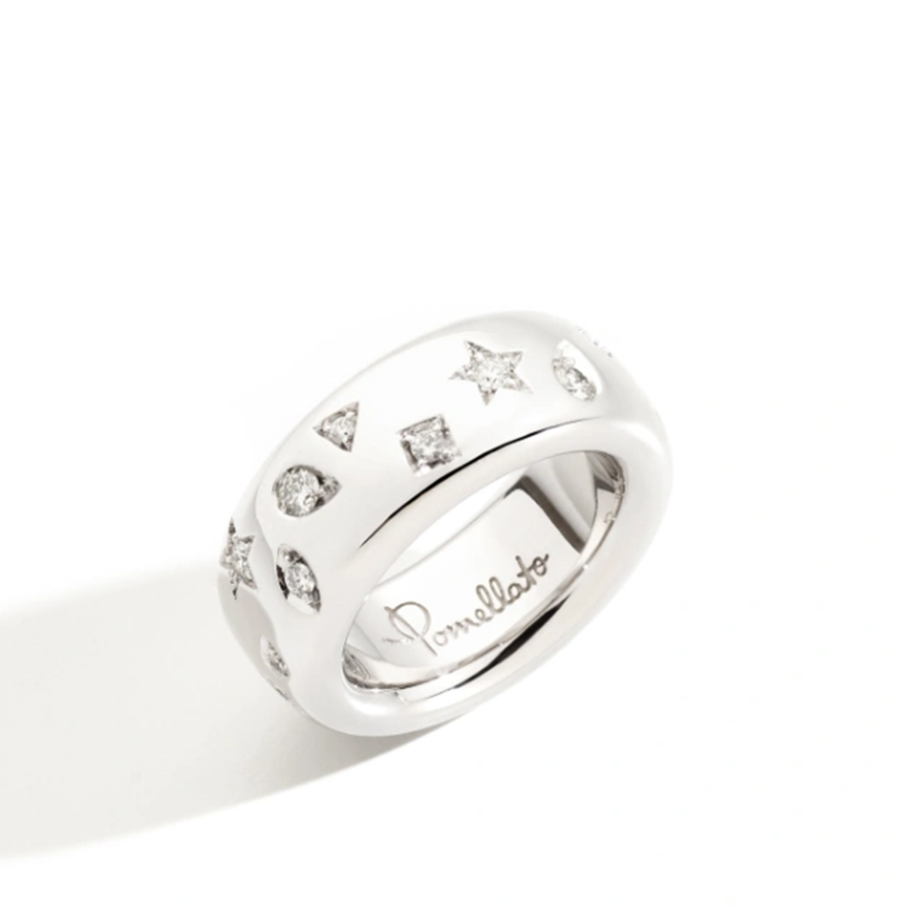 Pomellato Iconica Diamond White Gold ring